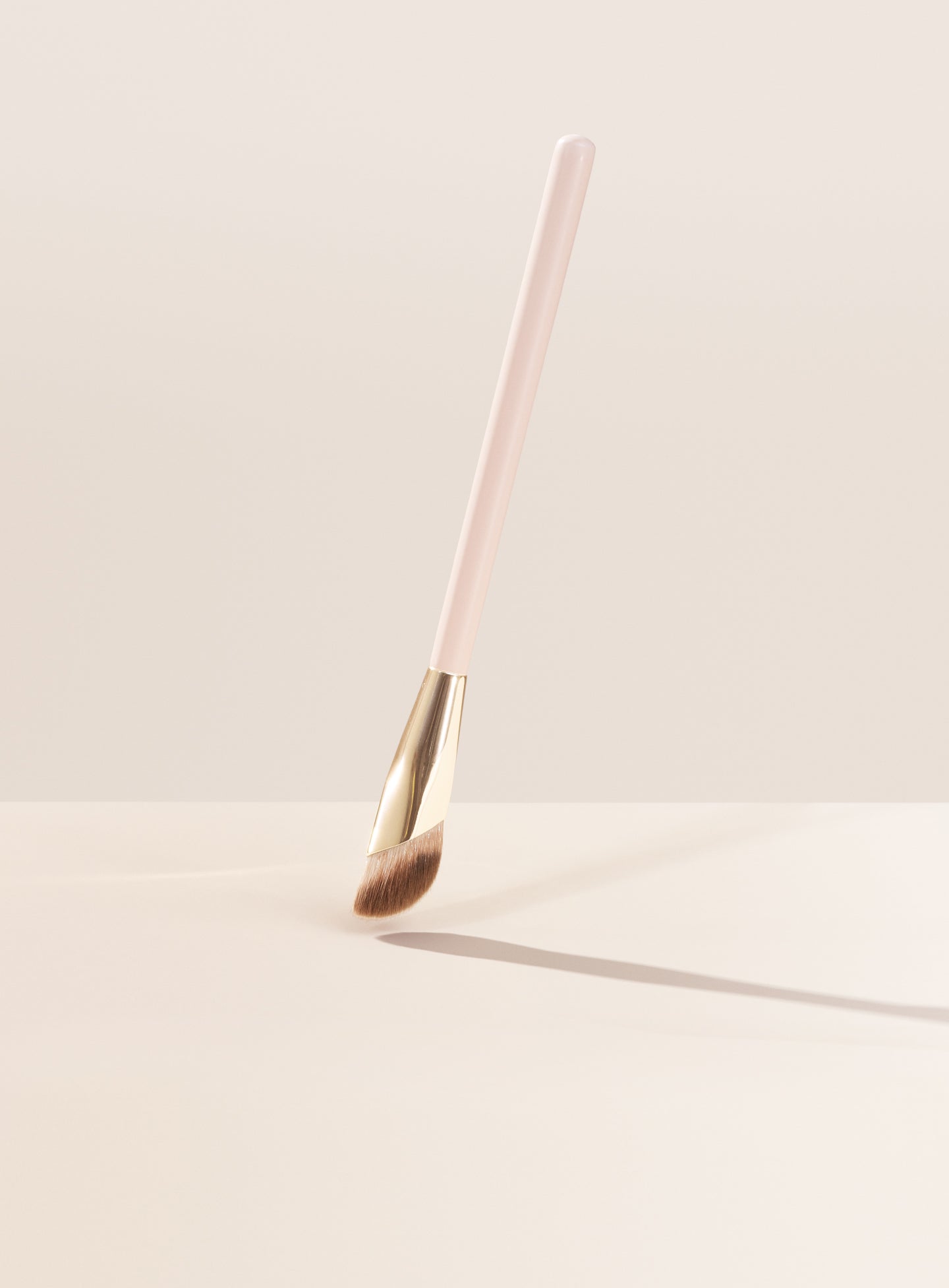 Liquid Touch Brush Concealer - Rare Beauty