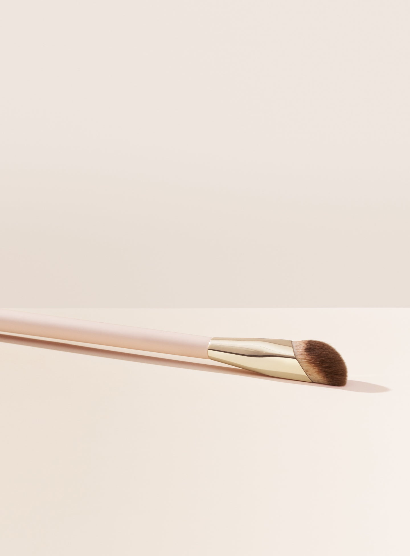 Liquid Touch Brush Concealer - Rare Beauty