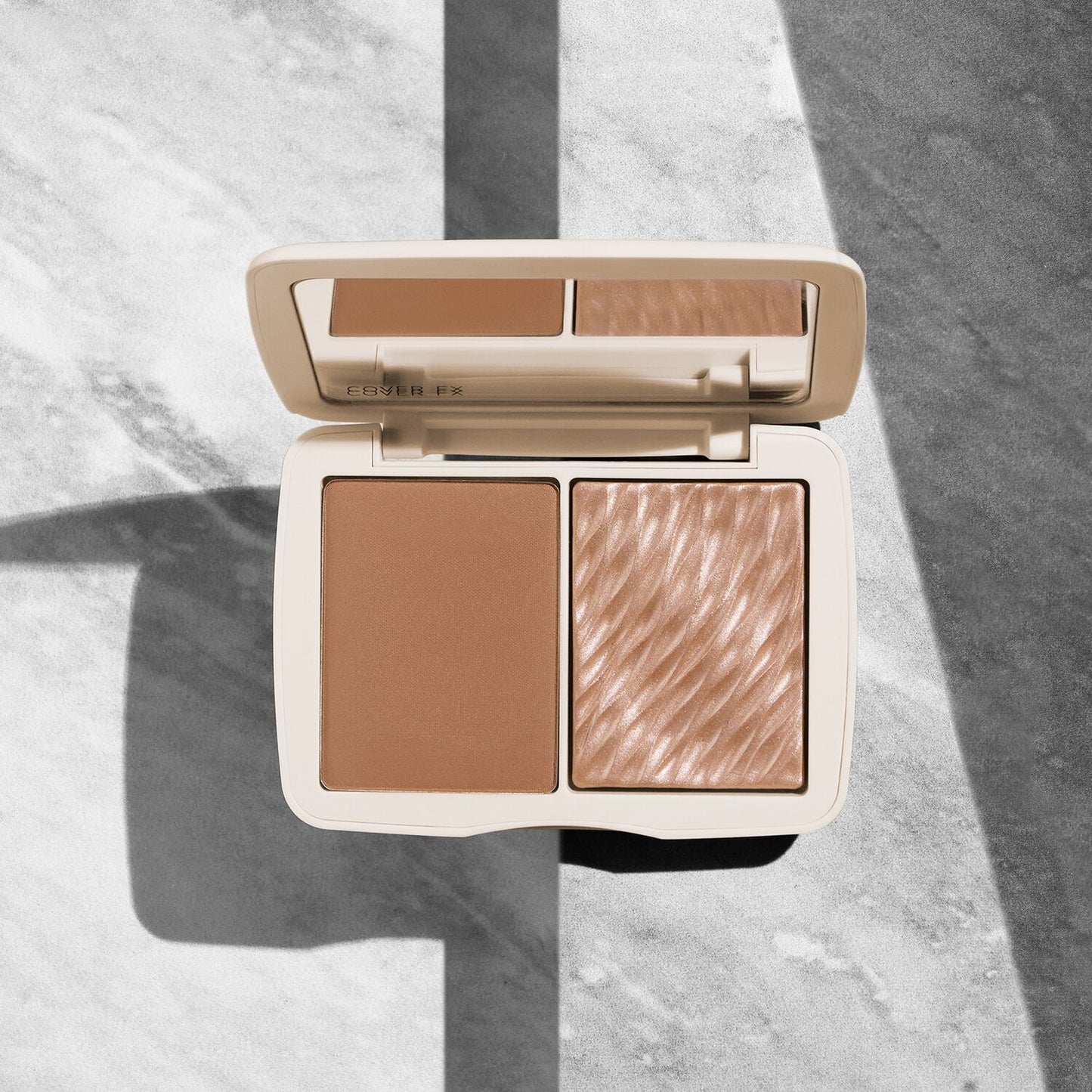 Monochromatic Bronzer Duo Matte + Shimmer - Cover Fx