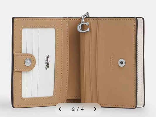 Snap Wallet With Floral Appliqué - Coach