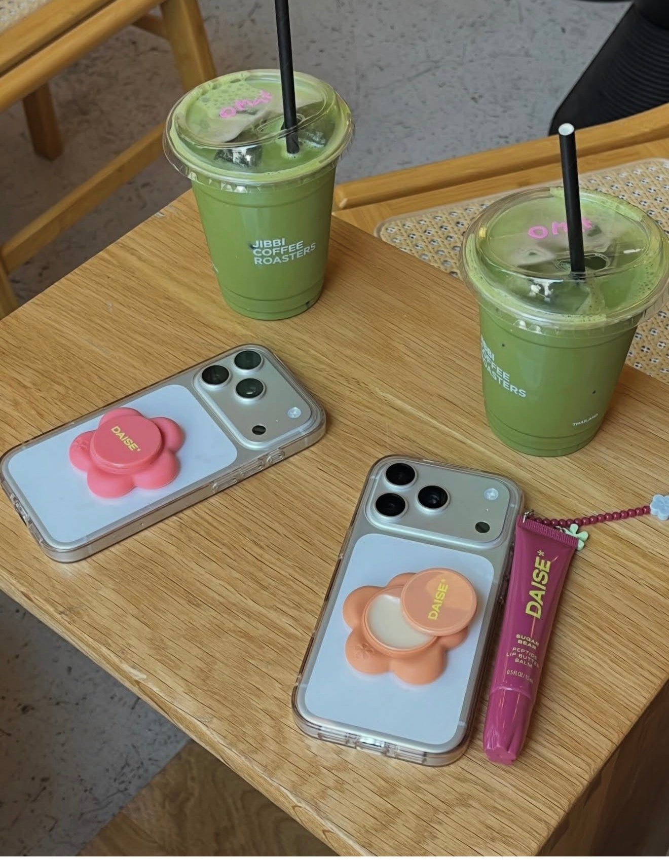 Lip Service Lip Balm Phone Pod - Daise