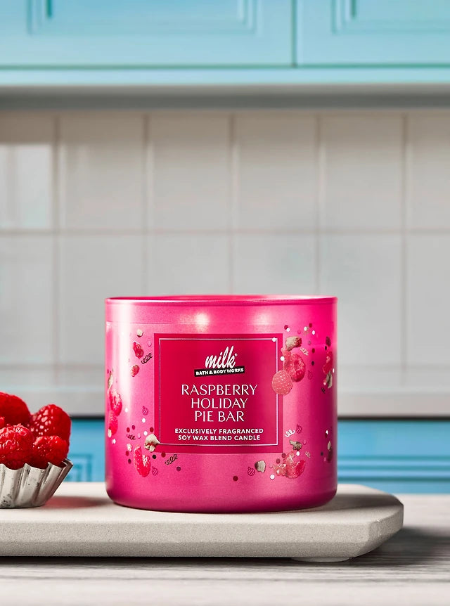 Raspberry Holiday Pie Bar - 3 wick Candle-Bath & Body Works