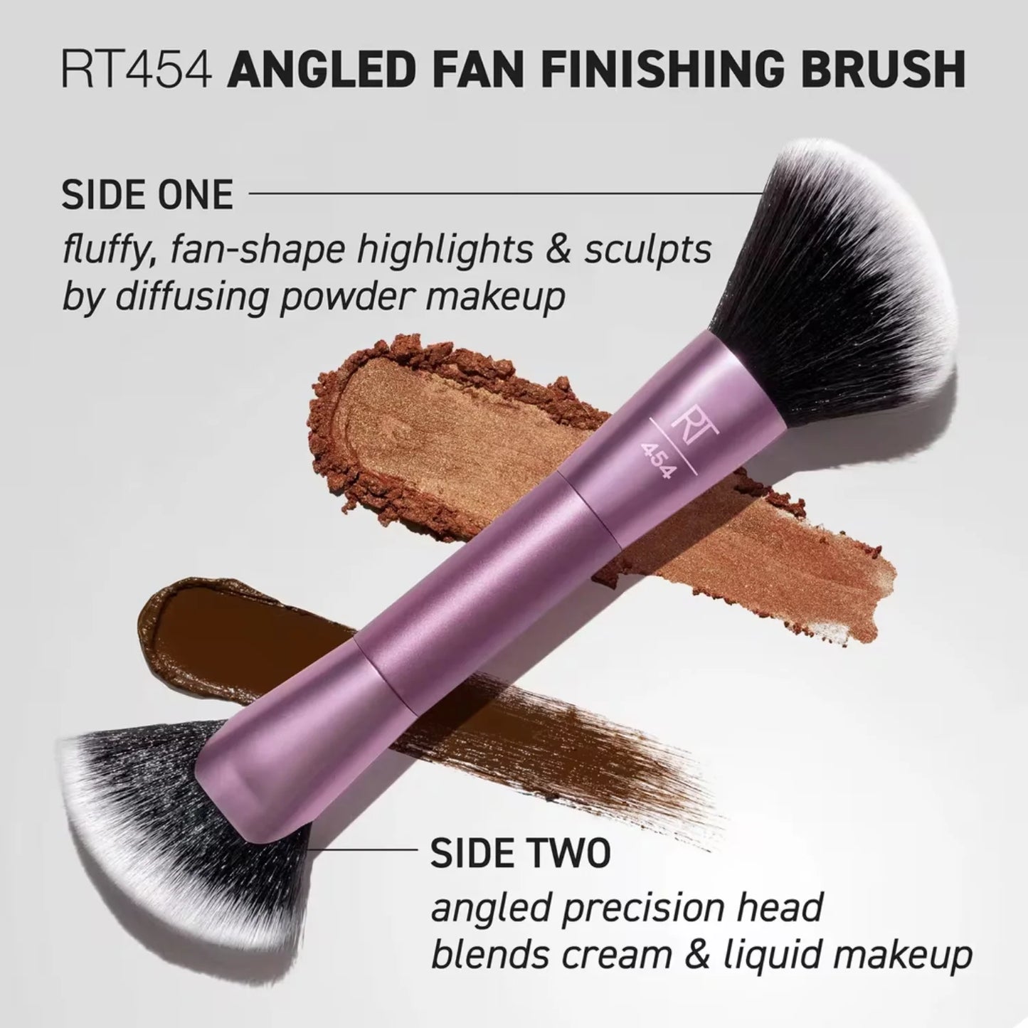 RT454 Angled Fan Finishing Brush - Real Techniques