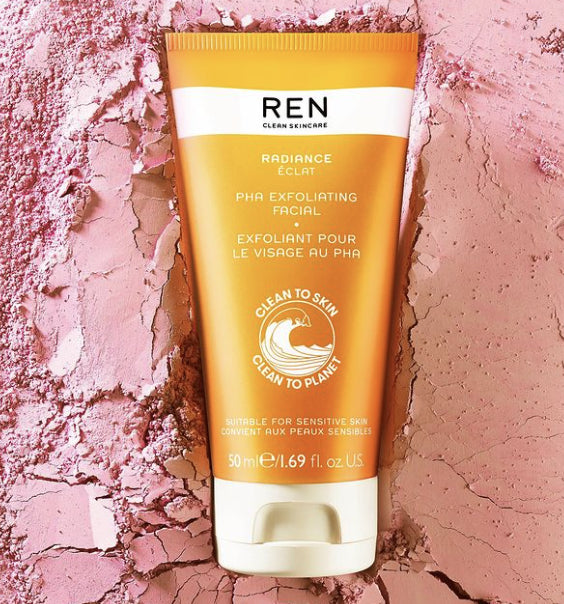 Radiance Éclat Pha Exfolianting Facial - Ren Clean Skincare
