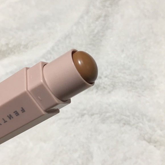 Match Stix matte contour Skin Stick - Fenty Beauty