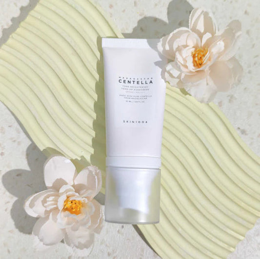 Centella Tone Up Brightening Sunscreen Spf 50+PA+++ - Skin1004