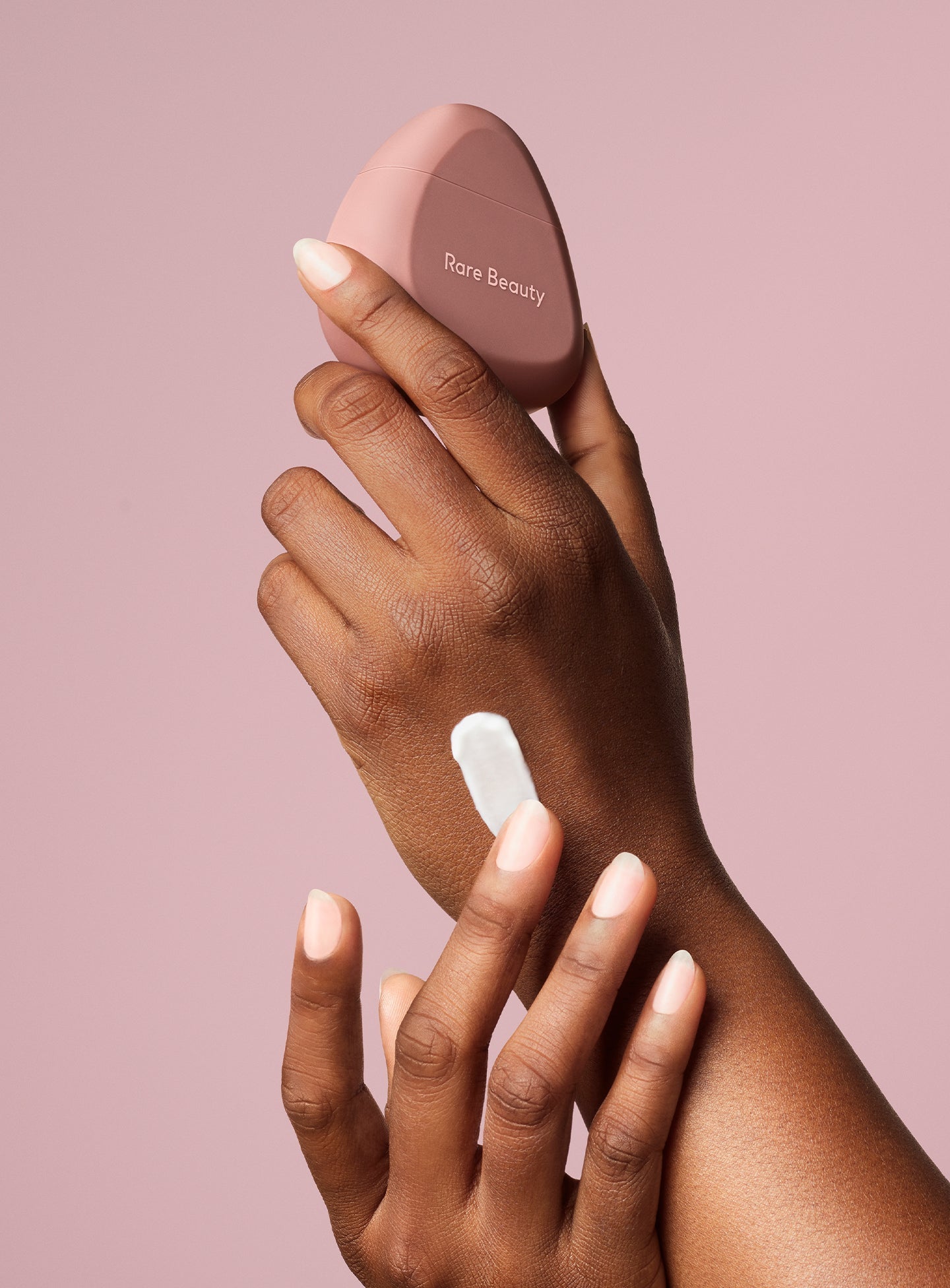 Hydrating Hand Cream Find Comfort - Rare Beauty
