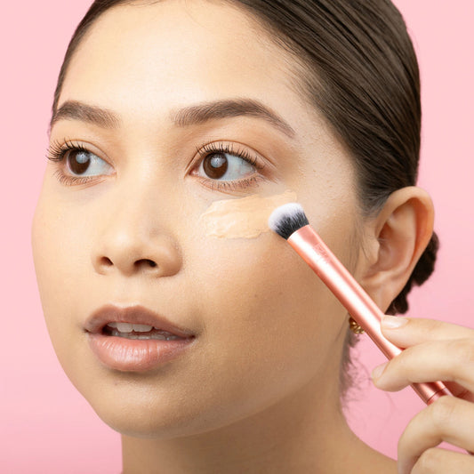 Expert Concealer Brush - Real Techniques