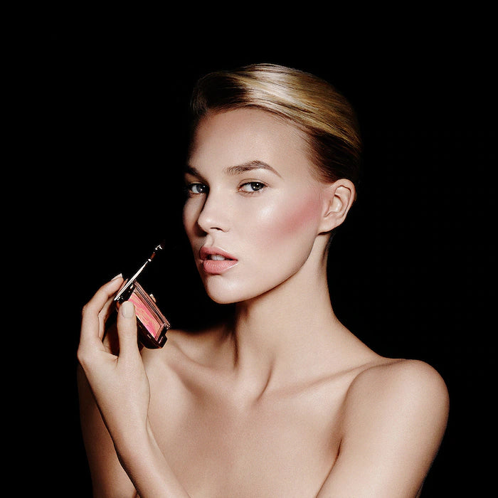 Lighting Blush Hourglass