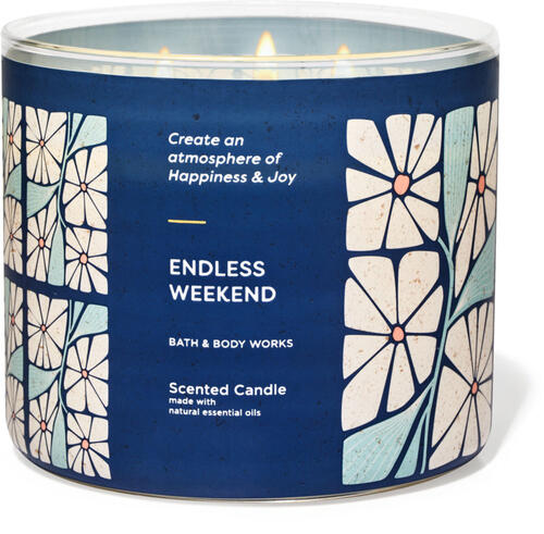 Endless Weekend-3 Wick Candle - Bath & Body Works