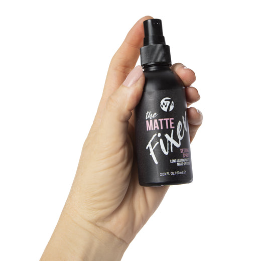 The Matte Fixer Setting Spray-w7