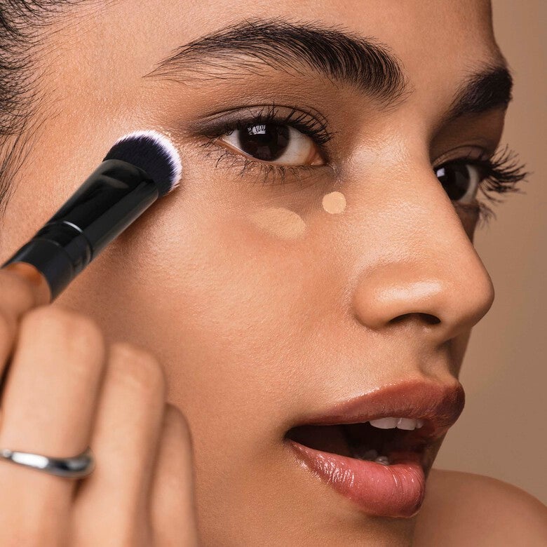 Brush Tap & Blend Concealer - Elf