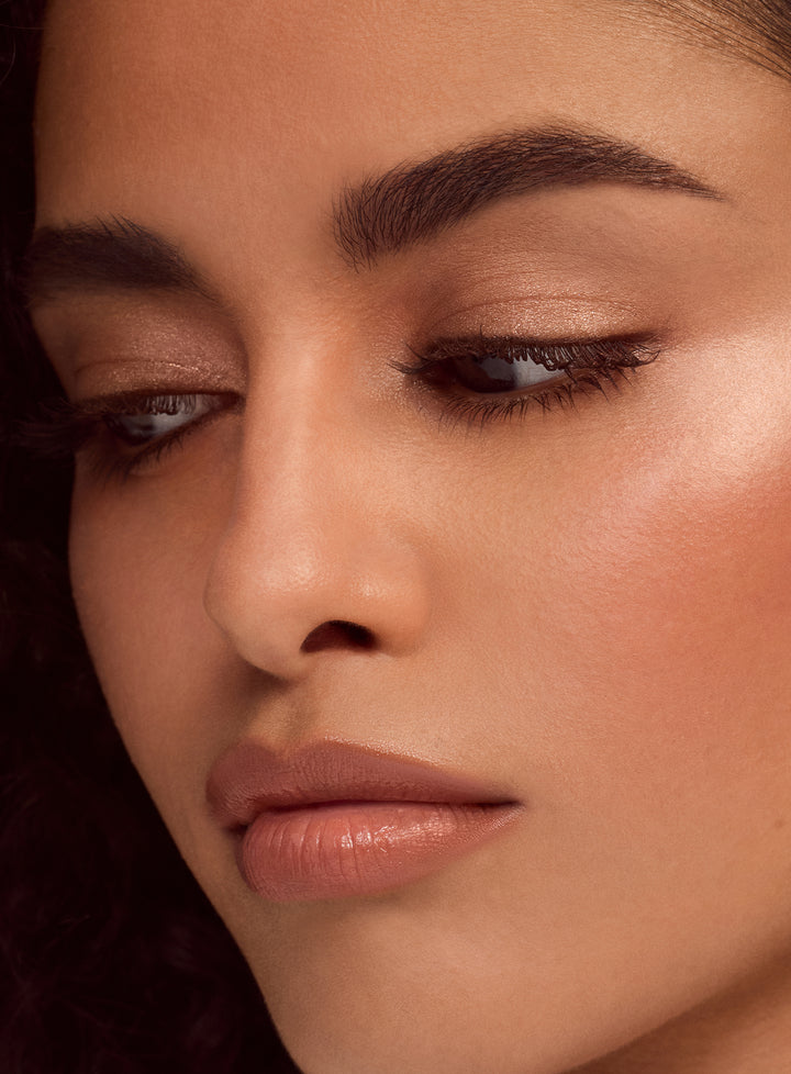 Essential Neutrals EyeShadow Palette - Rare Beauty