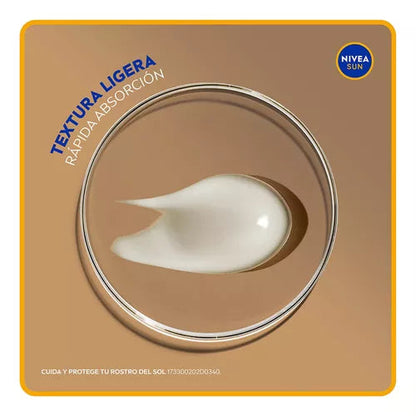 Sun Breathable UV Face Shine Control Tinted Cream SPF50
  - Nivea