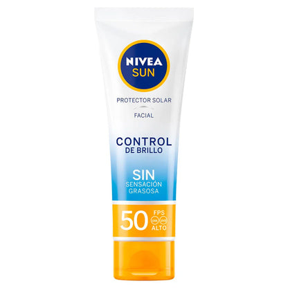 Sun Breathable UV Face Shine Control Tinted Cream SPF50
  - Nivea